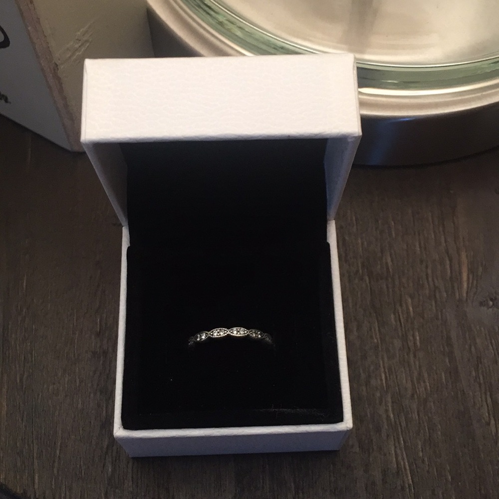 Pandora ring size 7